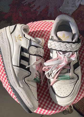 Adidas forum low