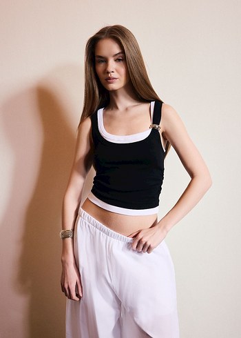 Defacto Siyah Beyaz Cift Katmanli Crop Top