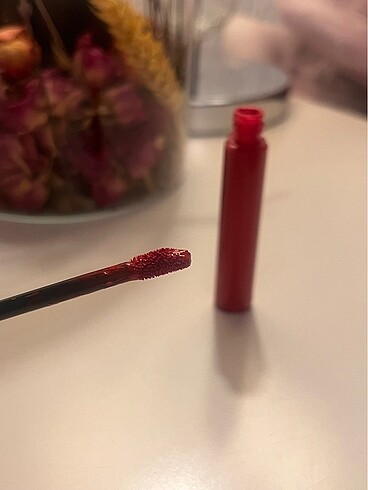 Sephora Sephora kırmızı ruj numarası silinmiş