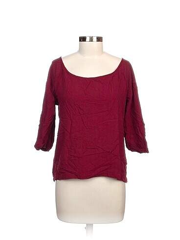Stradivarius Bluz %70 İndirimli.