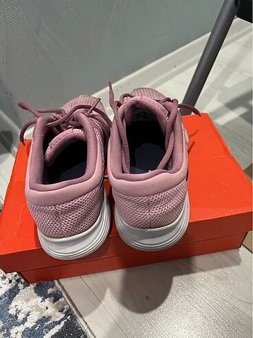 36,5 Beden pembe Renk Nike ayakkabı