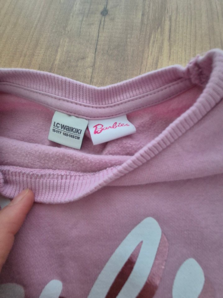 Pembe Sweatshirt ve Rahat Denim Pantolon Seti - Görsel 4