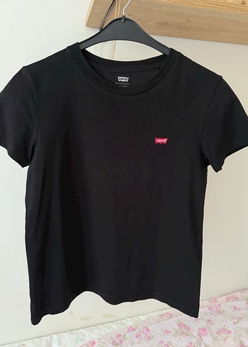 Levis Siyah Kisa Kollu Tisort