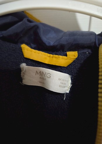 Sarı Kapitone Erkek Çocuk Mont - Görsel 4