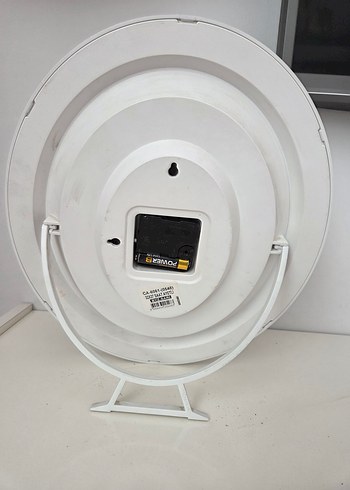 Beyaz Altın Detaylı Oval Duvar Saati - Görsel 2