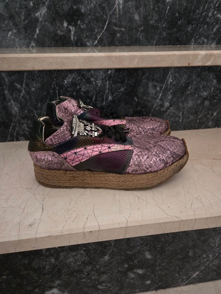 Yılan Desenli Pembe Platform Topuklu Kadın Spor Ayakkabı - Görsel 3