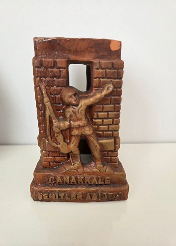 Çanakkale Temalı Koyu Altın Figür - Görsel 2