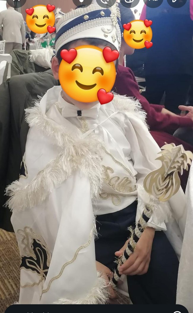 Beyaz Kapüşonlu Puf Kollu sünnet Çocuk Kostümü - Görsel 3