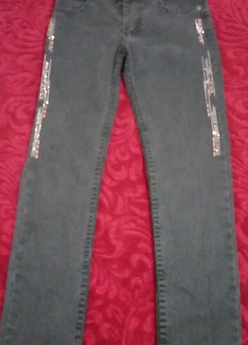 9 Yaş Beden Yeni kot pantolon