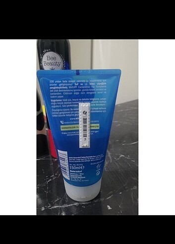 Nivea Yüz temizleme jeli nivea