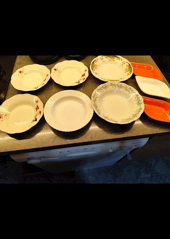 Çeşitli Desenlerde Beyaz Yemek Tabakları - Görsel 4