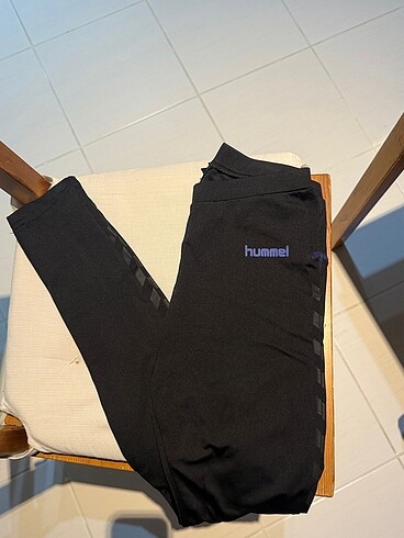 Hummel spor taytı