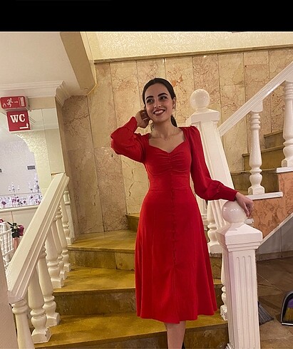 s Beden Kırmızı midi elbise