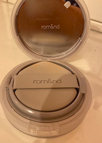 Diğer romand cushion fondöten