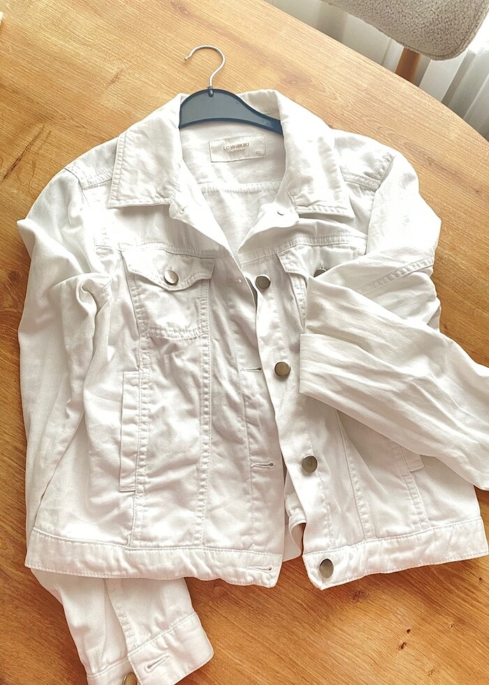 Kadın beyaz ceket - Görsel 3