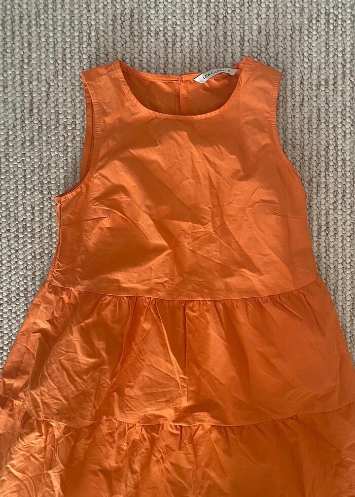 Turuncu yazlık elbise - Görsel 2