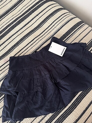 bershka etek
