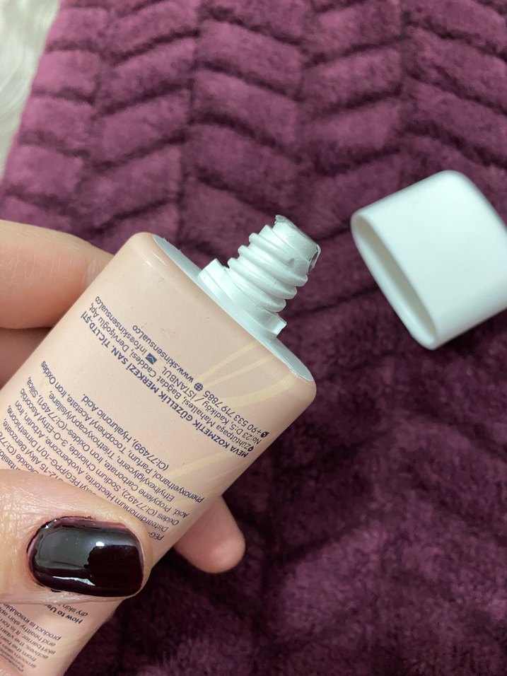 Skinsensual Açık Ton BB Krem SPF50+ 50 ml - Görsel 4