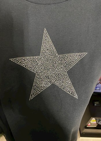 Kısa Kollu Gri Kadın Tişört - Görsel 3