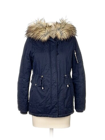 Bershka Mont %70 İndirimli.