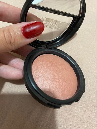 Beden Renk Flormar baked allık