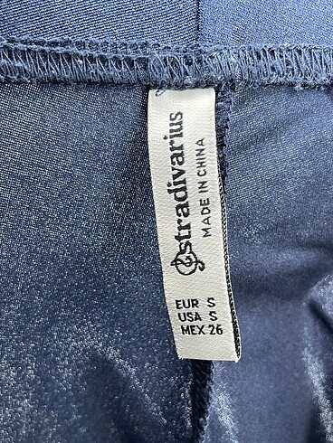 s Beden çeşitli Renk Stradivarius Tayt / Spor taytı %70 İndirimli.