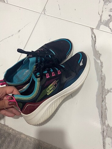 38,5 Beden siyah Renk Skechers