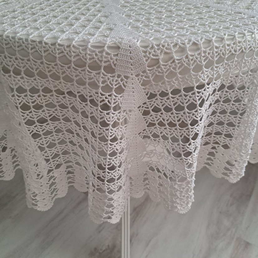 Yuvarlak Dantel Masa Örtüsü - Görsel 2