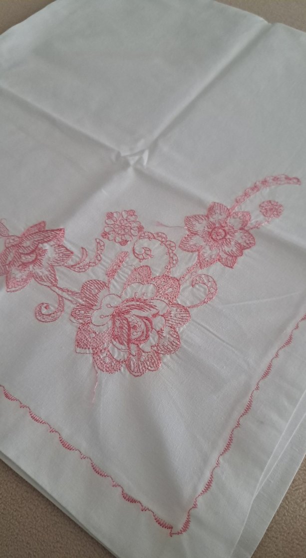 Nakışlı Beyaz Bohça - Görsel 2