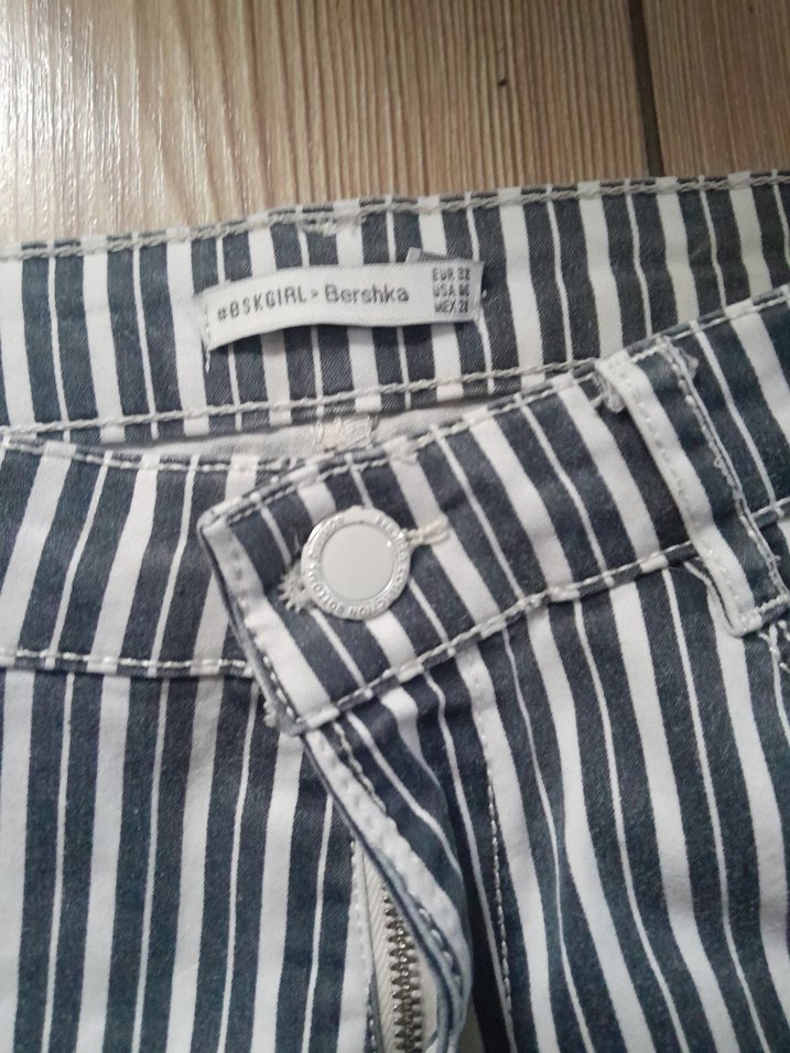 Gri Çizgili Kadın Denim Pantolon - Görsel 3