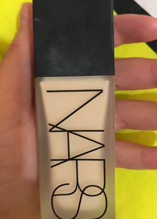 Nars fondöten 