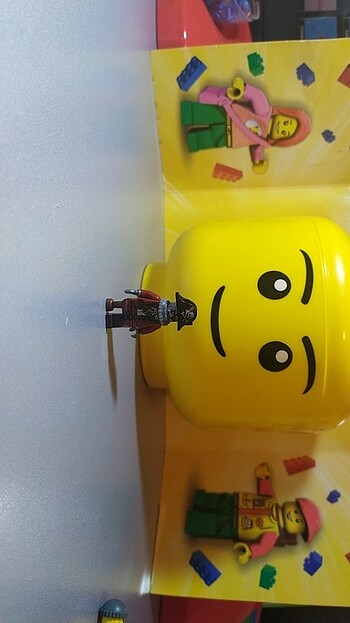 Lego minifigür orjinal çok nadir bir figürdür