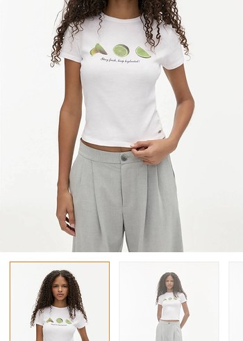 Pull and Bear Beyaz Baskılı Kısa Kollu Tişört