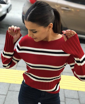 s Beden Zara model kırmızı triko