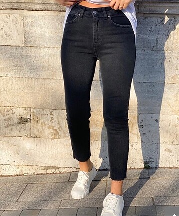 Mom fit jean