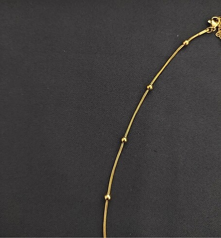 Diğer Top detaylı gold kolye