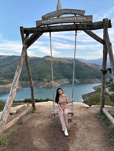 ZARA TAKIM SADECE 2 KERE GİYİLDİ