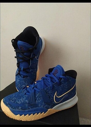Nike kyrie 7 