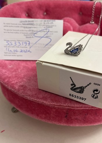 swarovski Swarovskı Gri Taşlı Kuğu Zincir Kolye