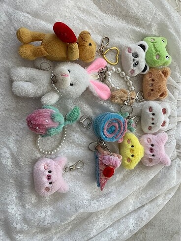 Sheinside Peluş anahtarlık charm süsleri