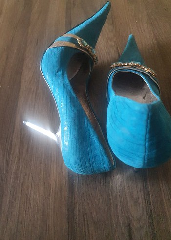 38 Beden Turkuaz Yılan Desenli Stiletto Kadın Ayakkabı