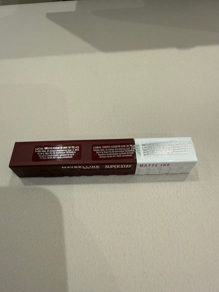 Maybelline Superstay Matte Ink Bordo Ruj - Görsel 3