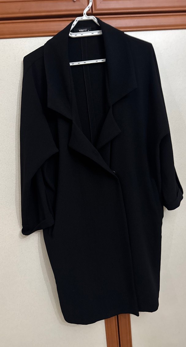 Siyah Uzun krep ceket trençkotu sadece bir defa giyildi - Görsel 4