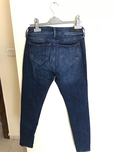 28 Beden Mavi jeans