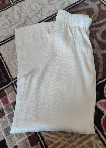 Diğer Beyaz Jakar Kumaş Pantolon
