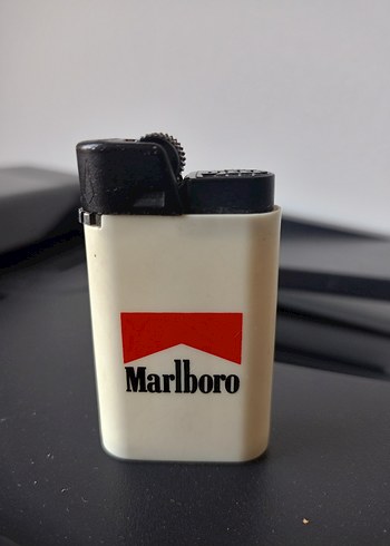 Kolleksiyonluk Marlboro Çakmak (NADİR)