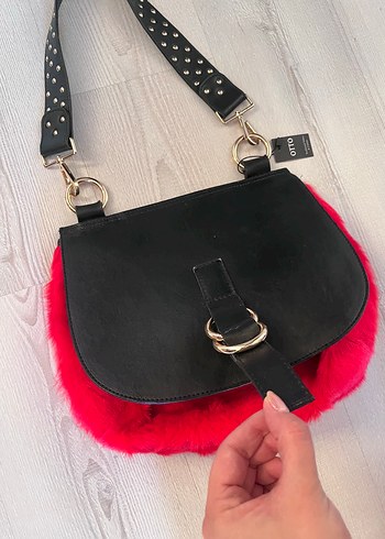 Beden Punk Tarzı Deri kürklü Omuz Çantası