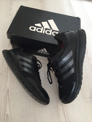 Adidas spor ayakkabı 