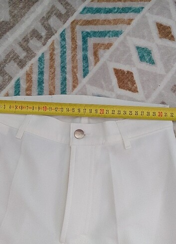 26 Beden beyaz Renk Redcherry pantolon