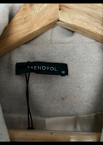 Trendyol & Milla Bej Uzun Düğmeli Kadın Kaban